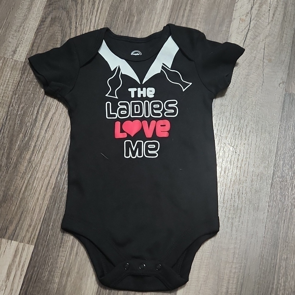 The Ladies Love Me Onesie Black / Red 3-6 Months Have matching Sibling Shirt 2T